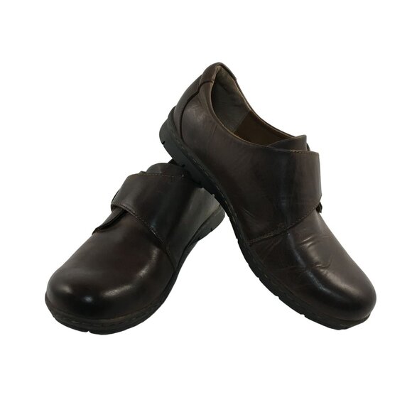 B.O.C BORN BROWN LEATHER ADJUSTABLE STRAP BUTTON SLIP ON COMFORT CLOGS WOMENS SI - Picture 1 of 8